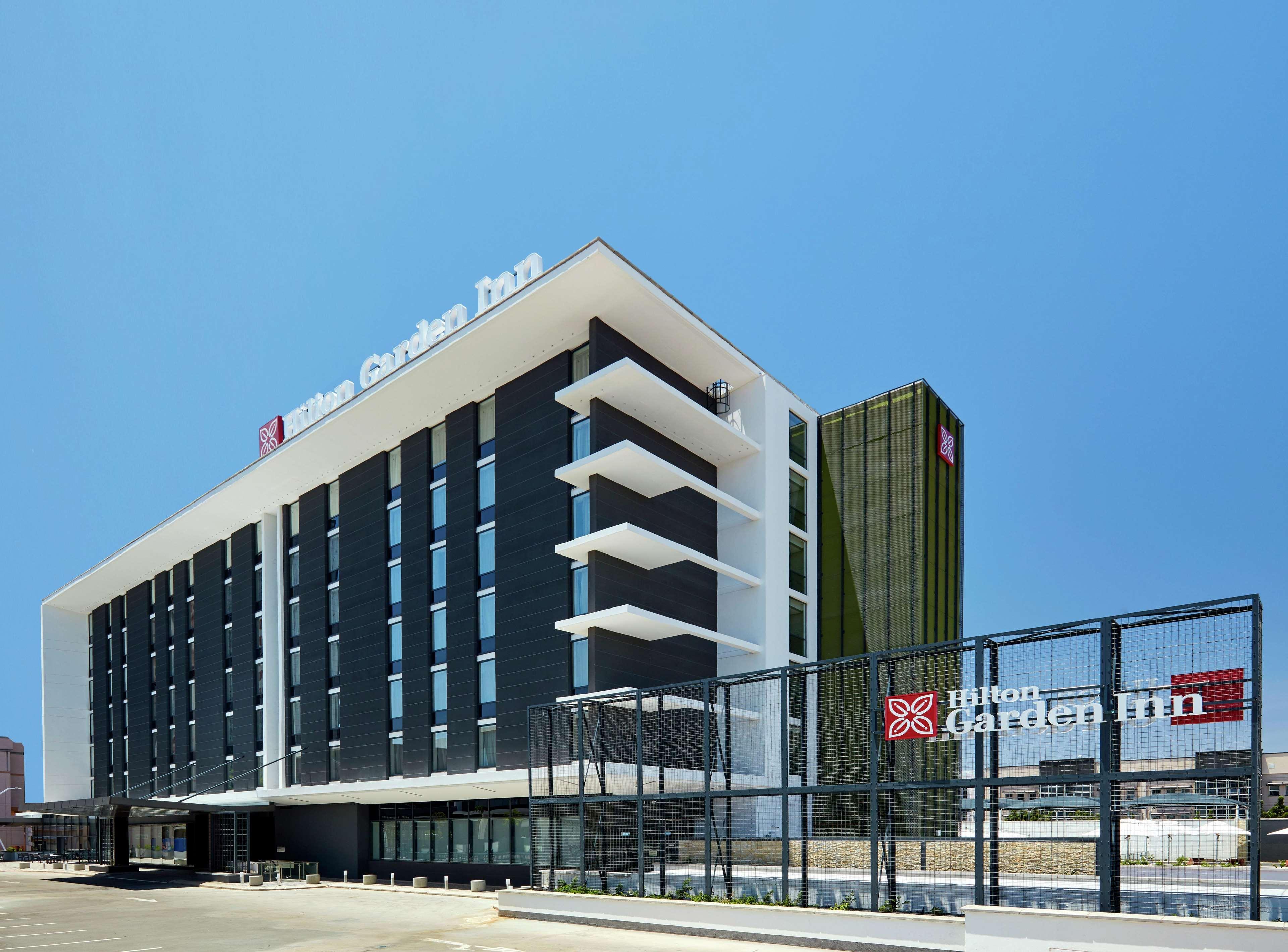 Hilton Garden Inn Gaborone, Botswana מראה חיצוני תמונה